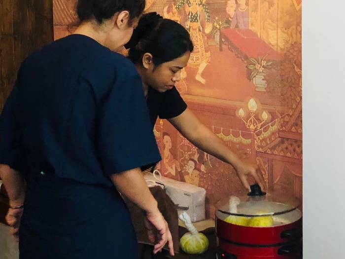 Certified Thai Herbal Compress Massage course practice