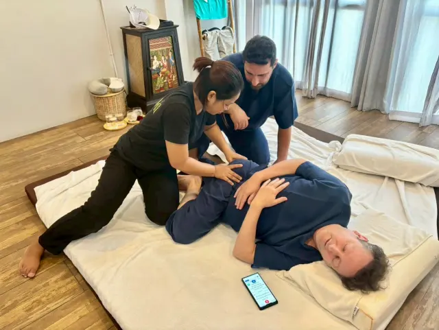 Side-lying hip technique