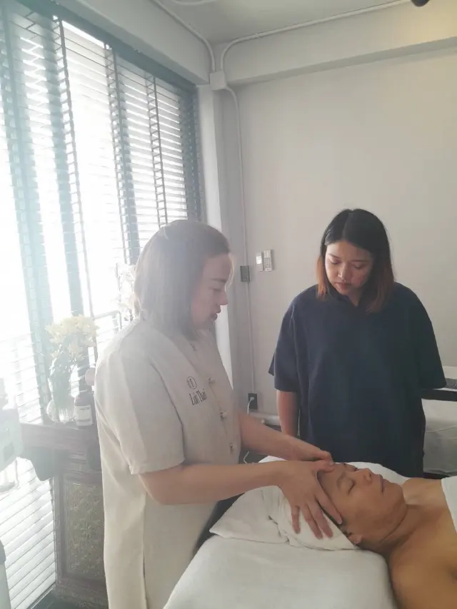 Facial massage sequence