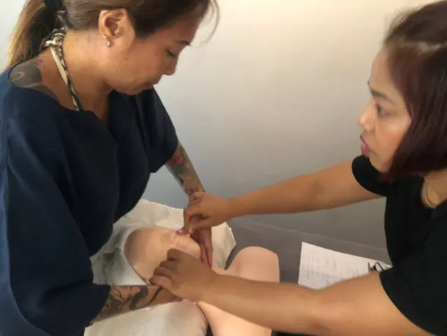 Correcting facial pressure