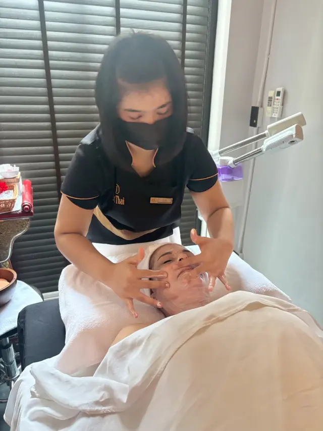 Mask massage sequence