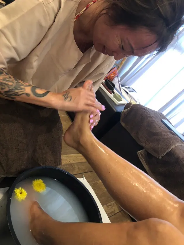 Paired leg massage
