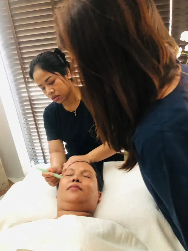 Forehead tool technique