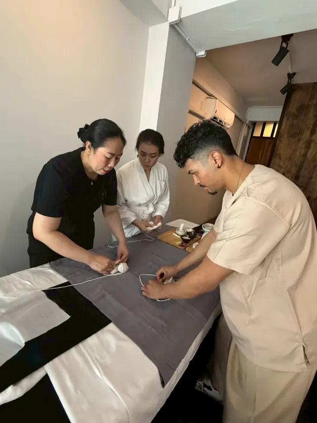 Hands-on compress preparation
