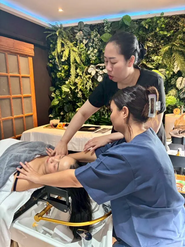 Face massage supervision
