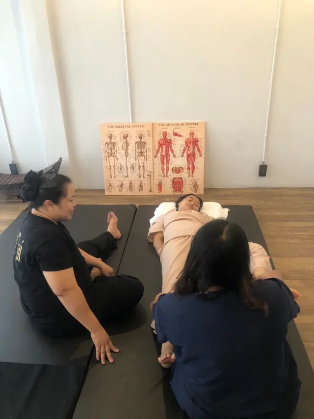 Supine leg opening setup