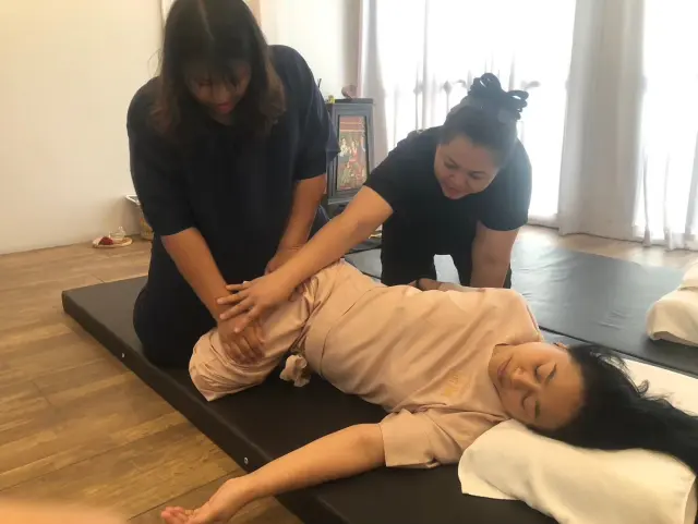 Hip compression refinement