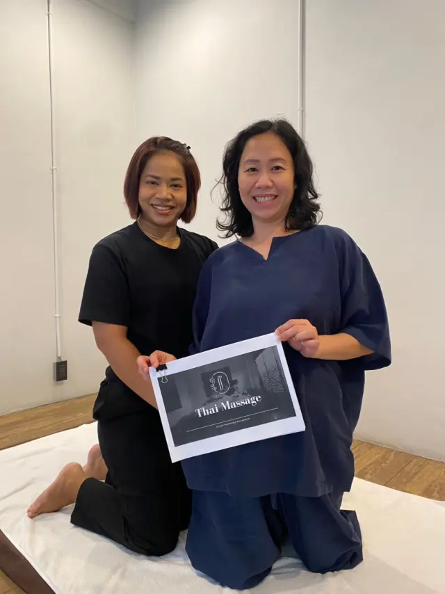 Thai massage course completion