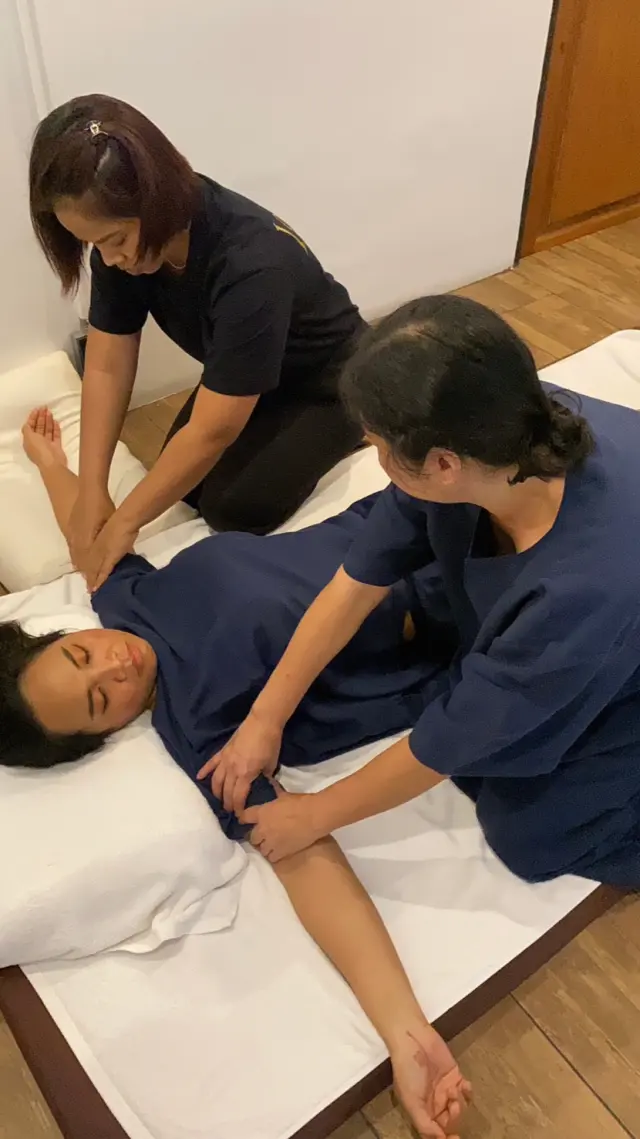 Supine shoulder pressure
