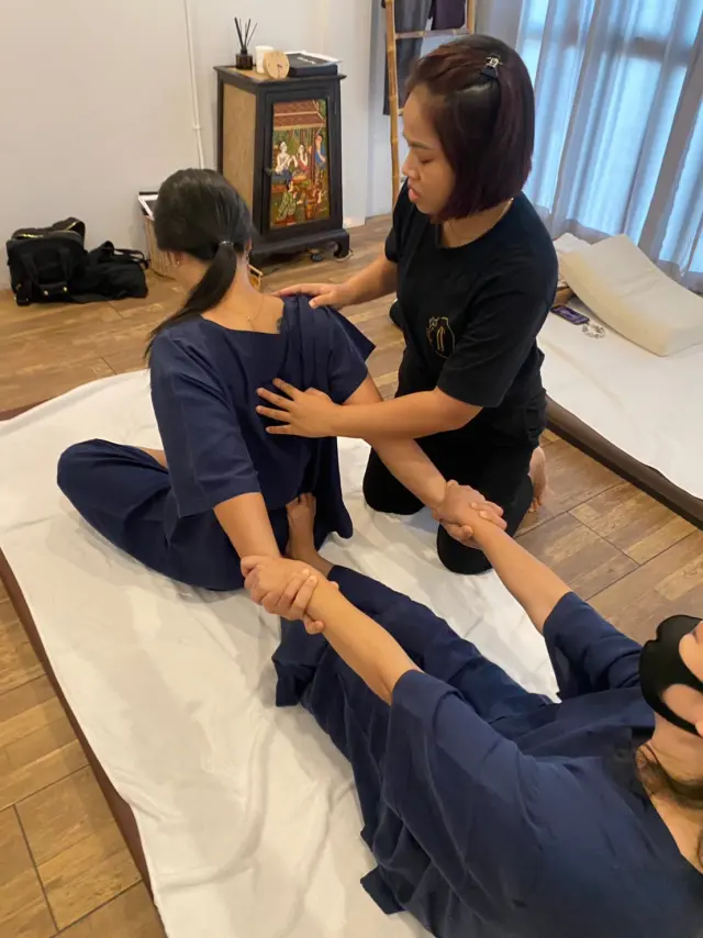 Seated back support stretch