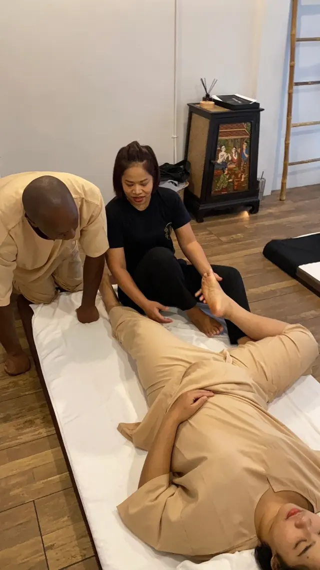 Assisted leg lift explanation
