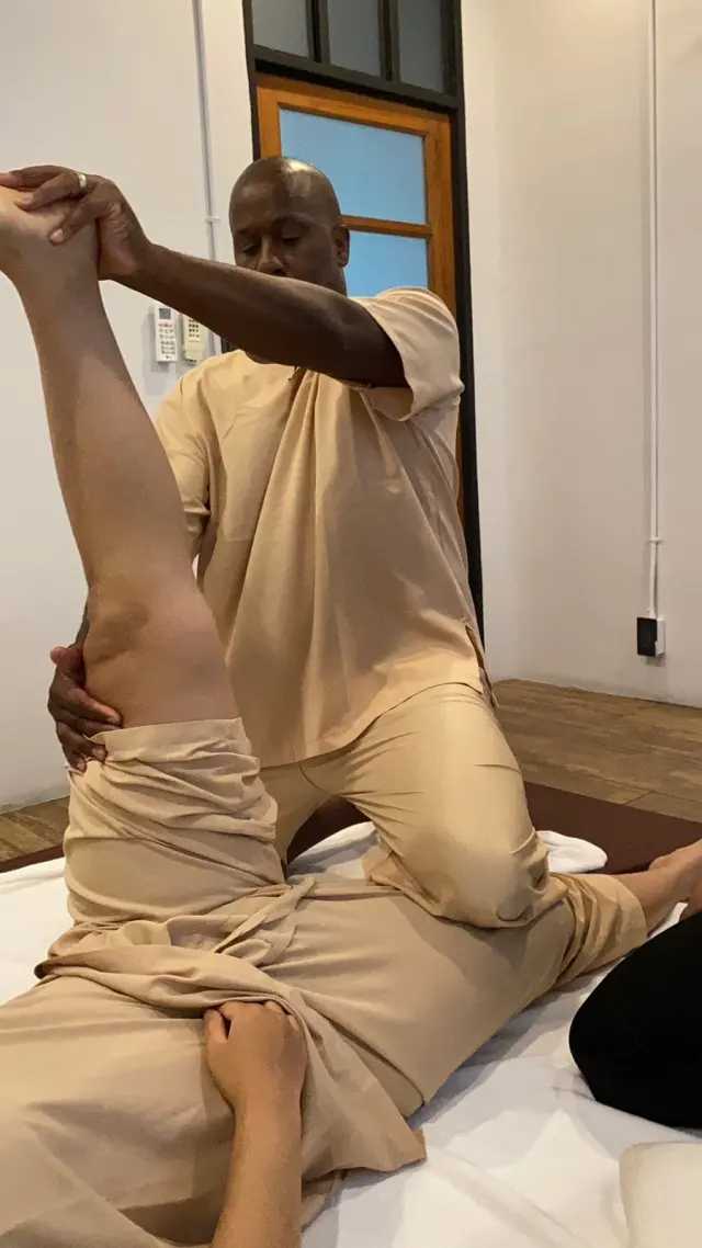 Vertical hamstring stretch