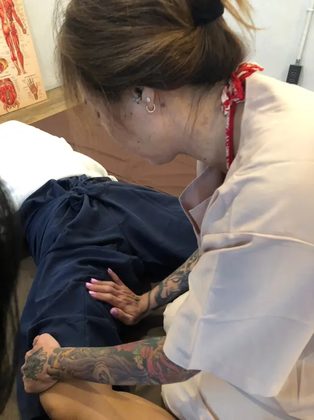 Side thigh pressure
