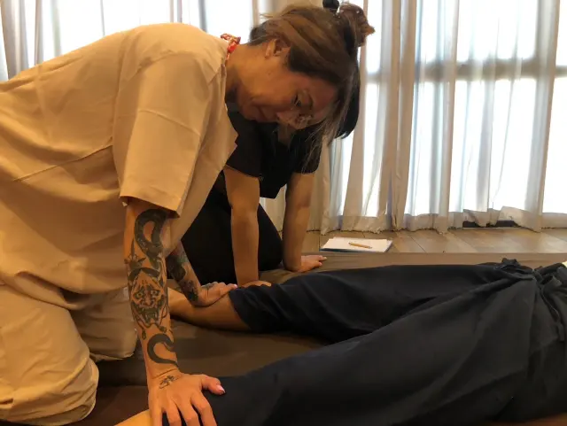 Partner leg practice