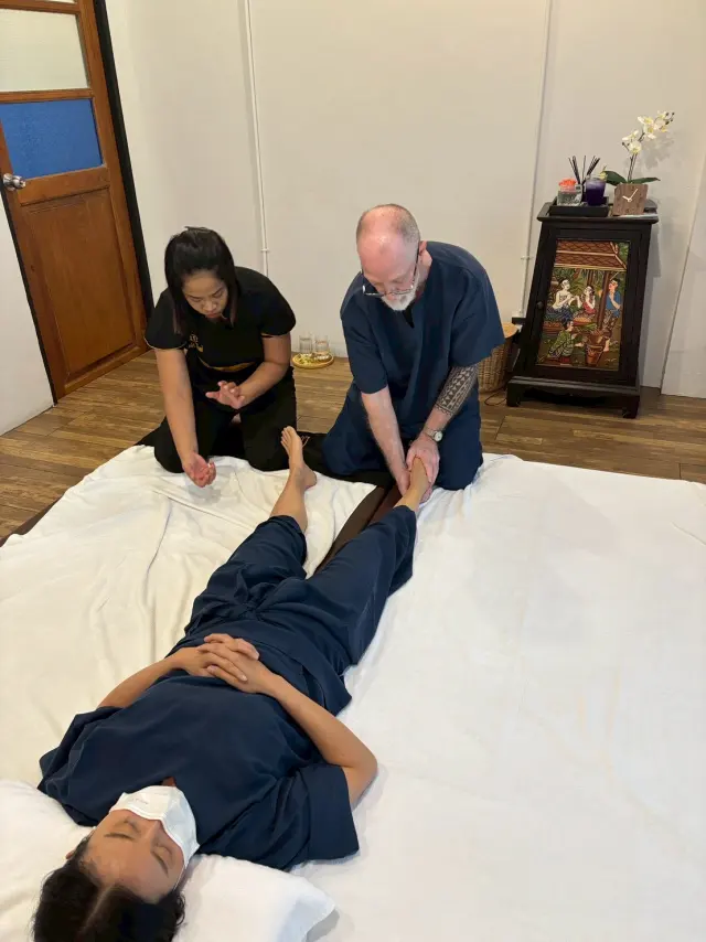 Advanced prone stretch coaching