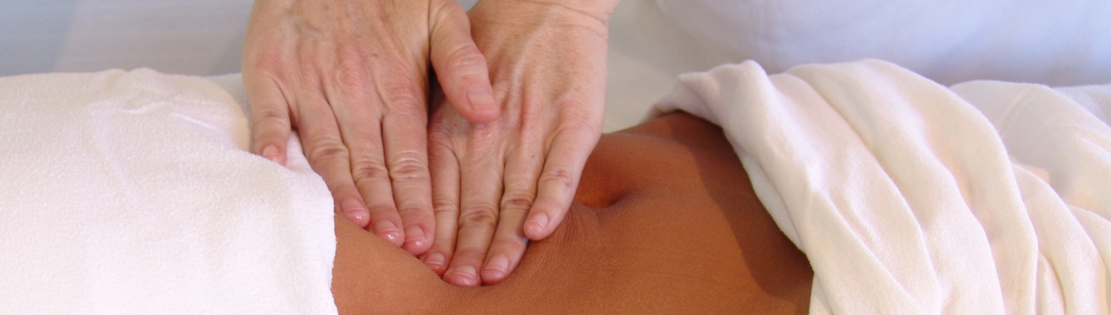 Thai-Massage und Shiatsu: Ein Vergleich zweier asiatischer Körperarbeitstechniken