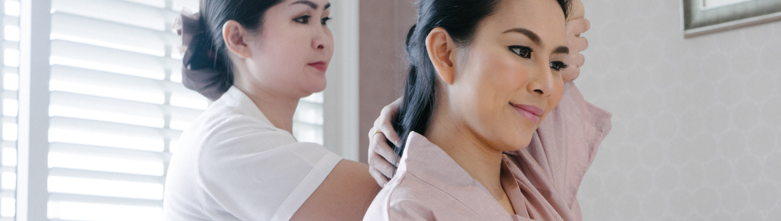 Thai-Massage für Senioren: Sanfte Techniken für alternde Körper
