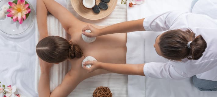 探索泰式按摩 Nuad Spa 培训