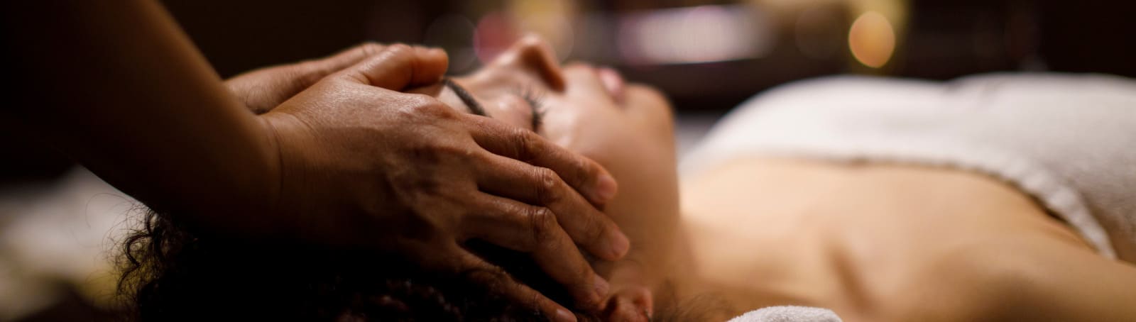 Alle Vorteile eines Massage-Workshops für Paare an der Nuad Thai School