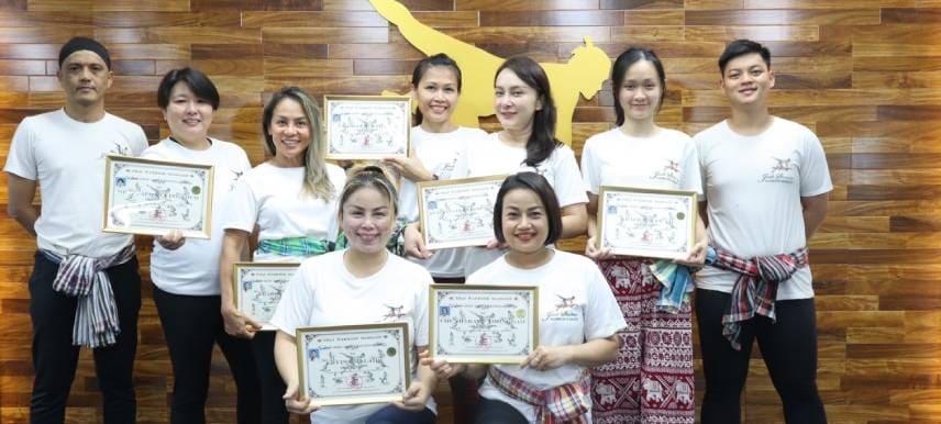 เสนอเทคนิคการนวดแผนไทยแท้ที่ดีที่สุดและทันสมัยที่สุดในกรุงเทพและเชียงใหม่โดย KAYAK