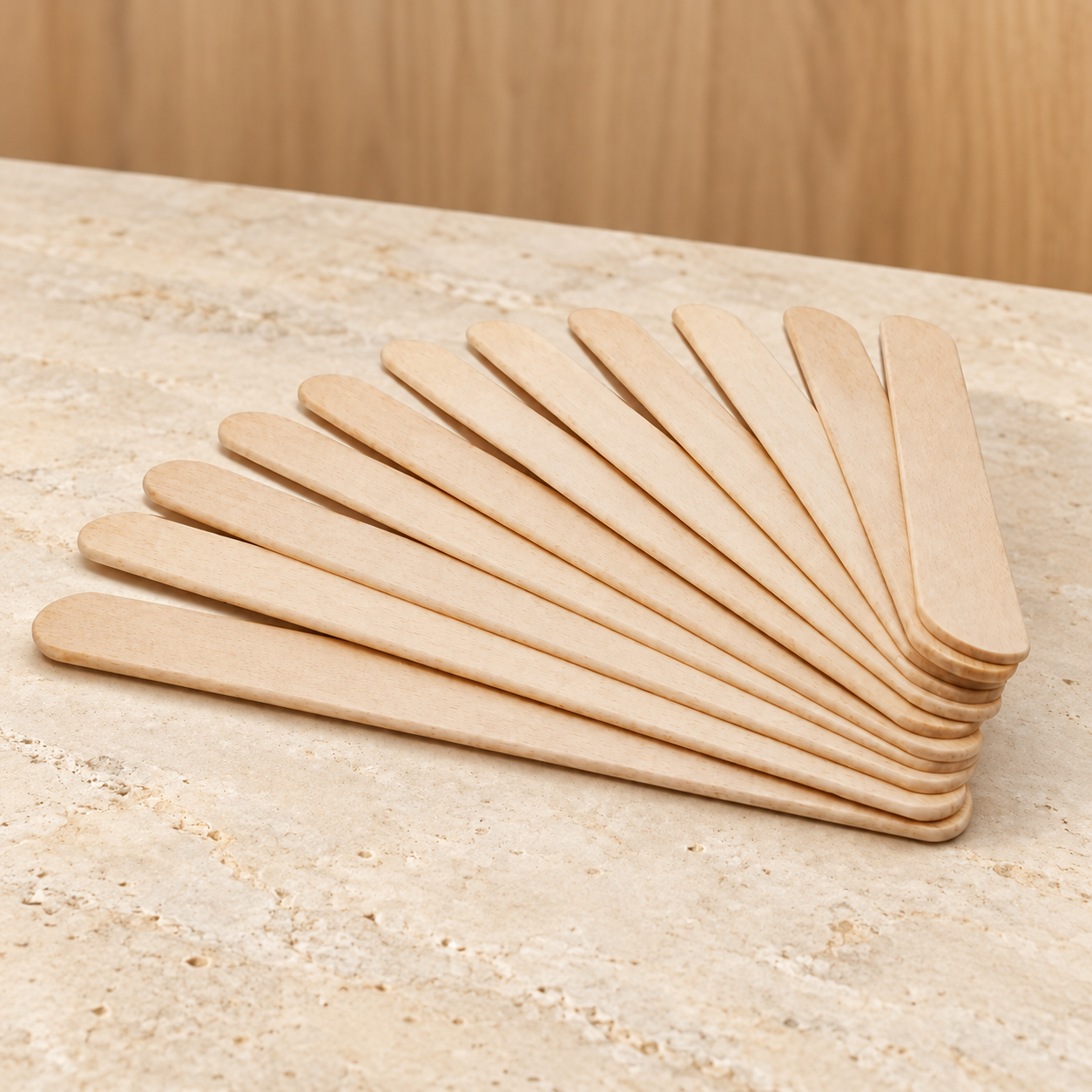 Auftragestäbchen aus Holz · Schachtel mit 100 Stück — KI-Illustration