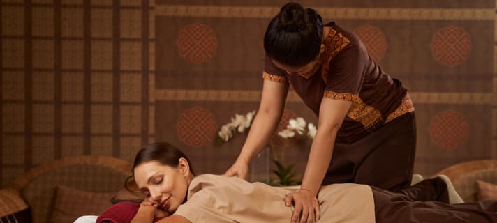 Là où la Tradition Rencontre la Technique dans la Formation Authentique au Massage Thaïlandais